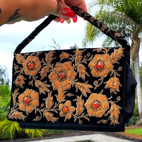 Vintage India Black Velvet Gold Embroidered Natural Gemstone Jeweled Evening Bag - Picture 3 of 17